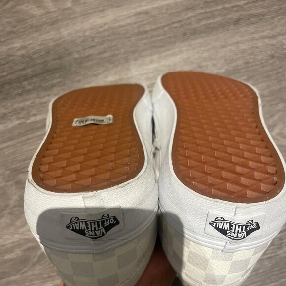 BRAND NEW Vans Classic Slip On True White Mens 9 Womens 10.5 - Picture 4 of 4